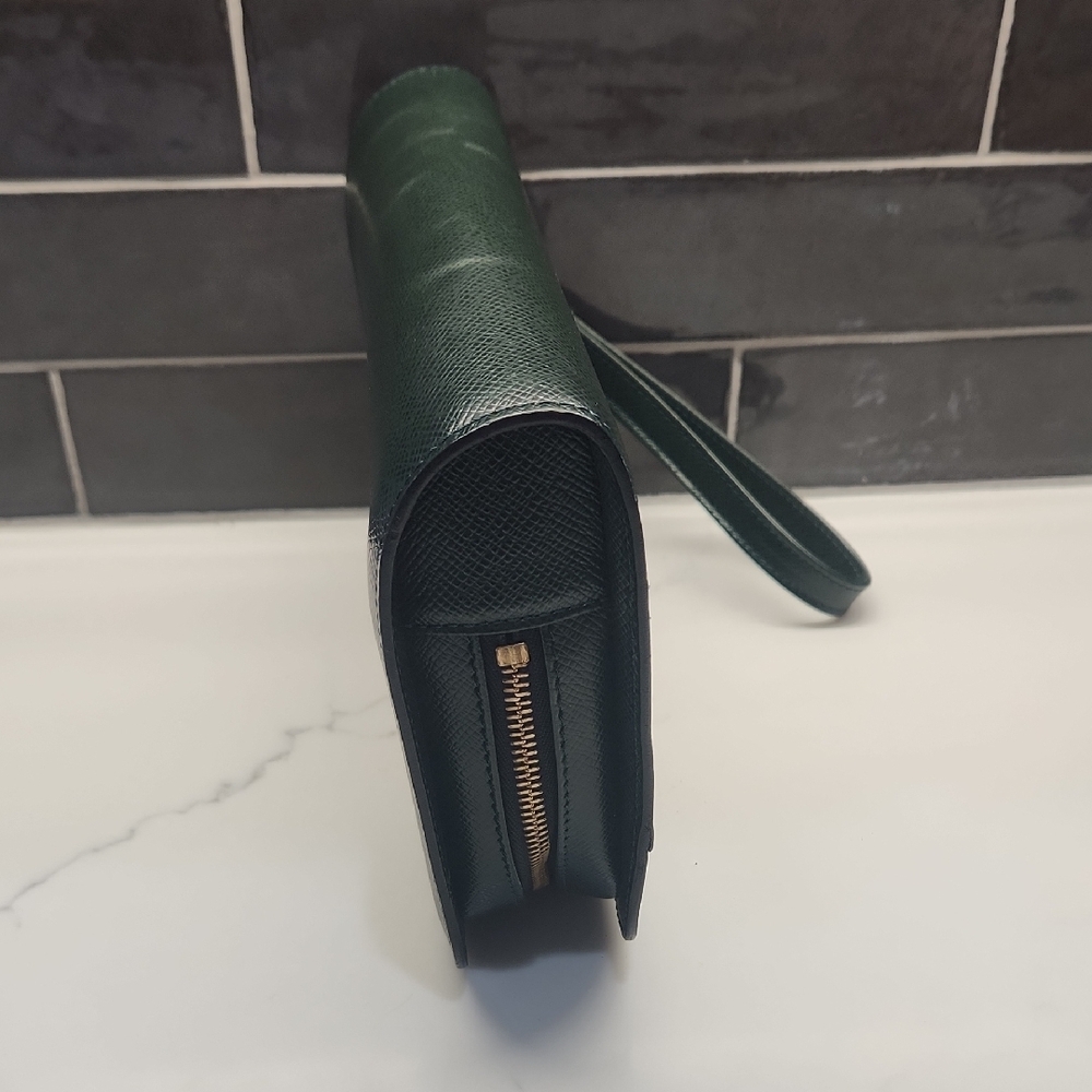 Louis Vuitton Baikal Taiga Wristlet With COA - Picture 11 of 13